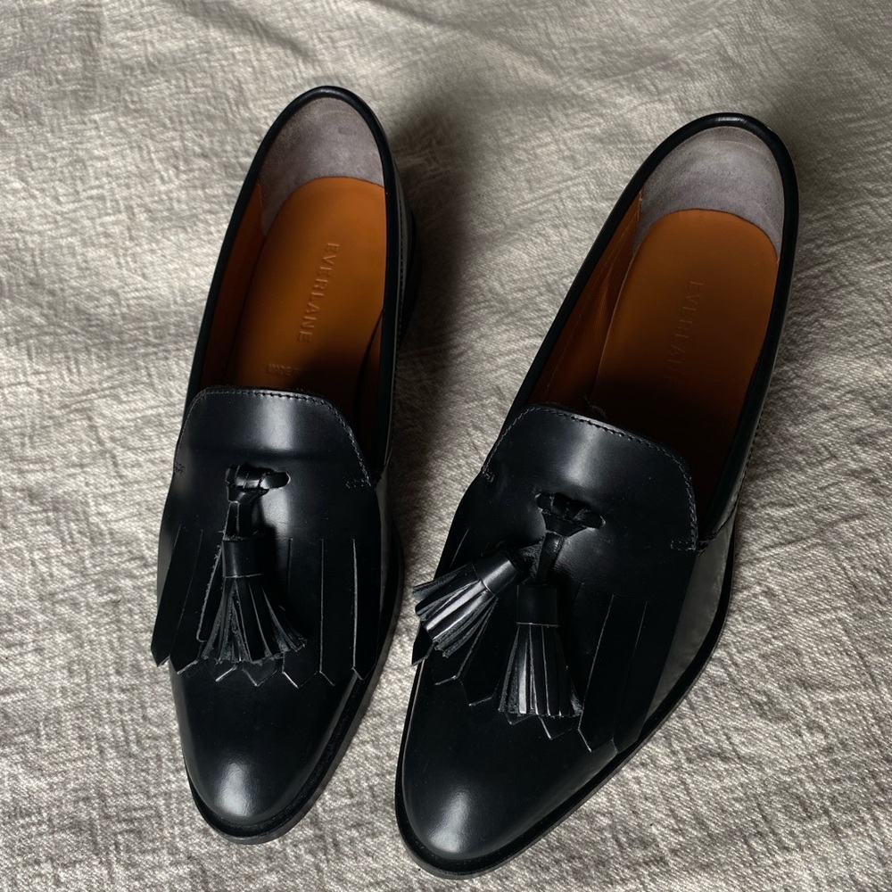 SOLD - Everlane Black Tassel Loafers